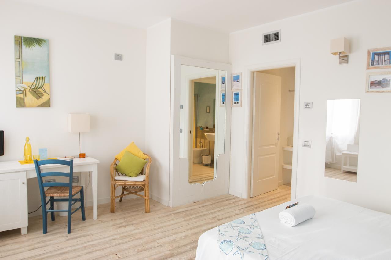 Hotel La Villa Del Mare Cagliari Zewnętrze zdjęcie